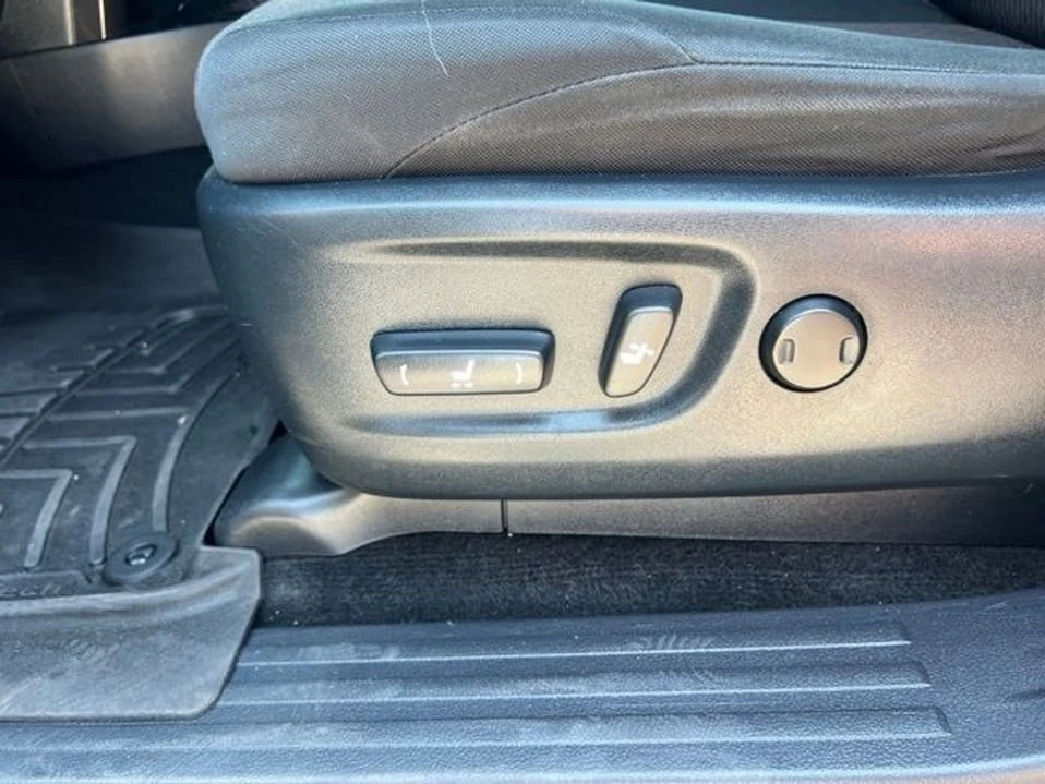 2022 Toyota 4Runner 5th Gen - Image 15 of 20