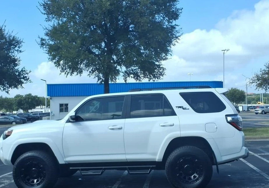 2022 Toyota 4Runner 5th Gen - Image 9 of 20