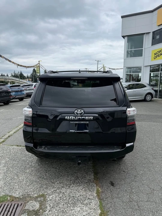 2022 Toyota 4Runner 5th Gen - Image 5 of 10