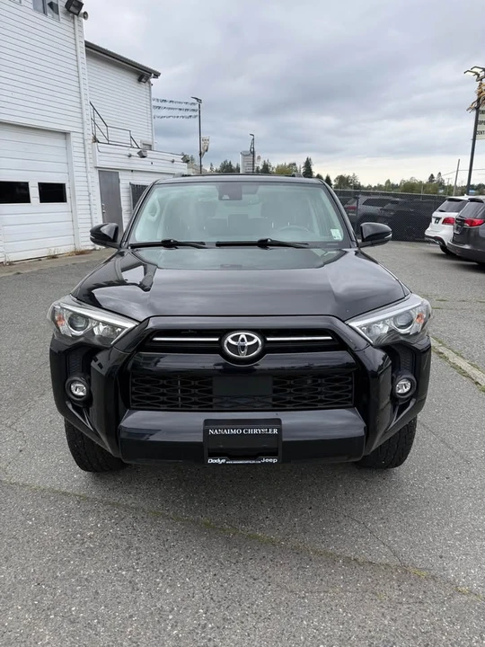 2022 Toyota 4Runner 5th Gen - Image 4 of 10
