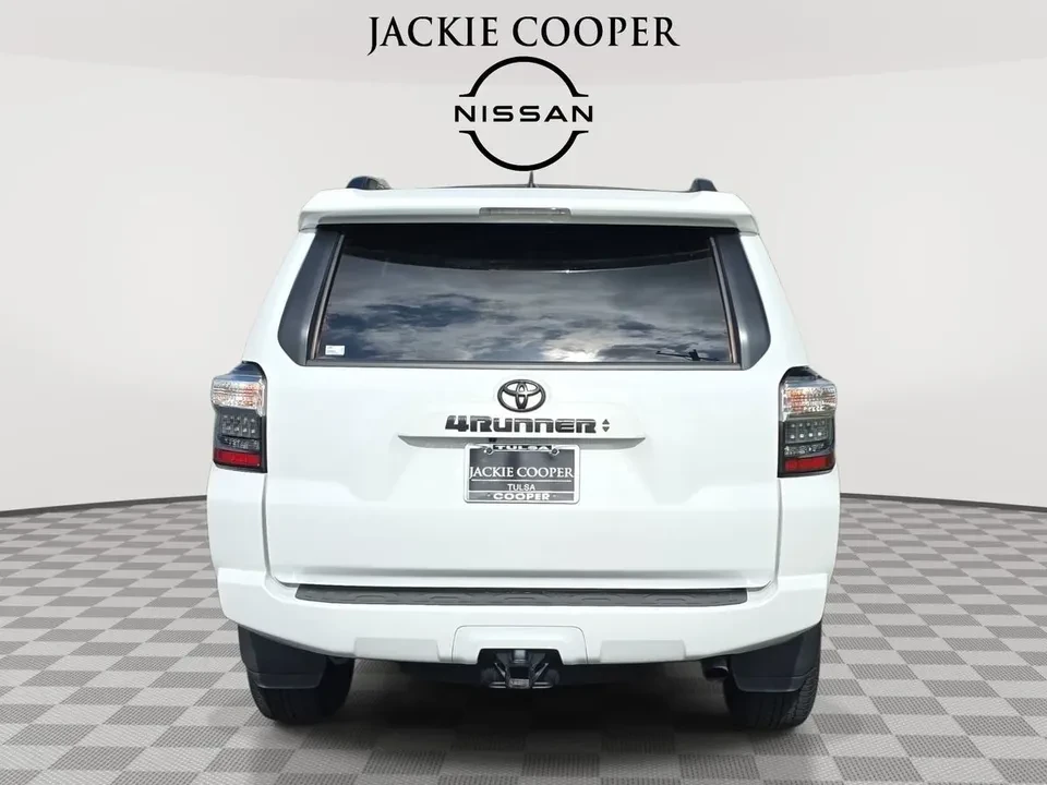2022 Toyota 4Runner 5th Gen - Image 4 of 8