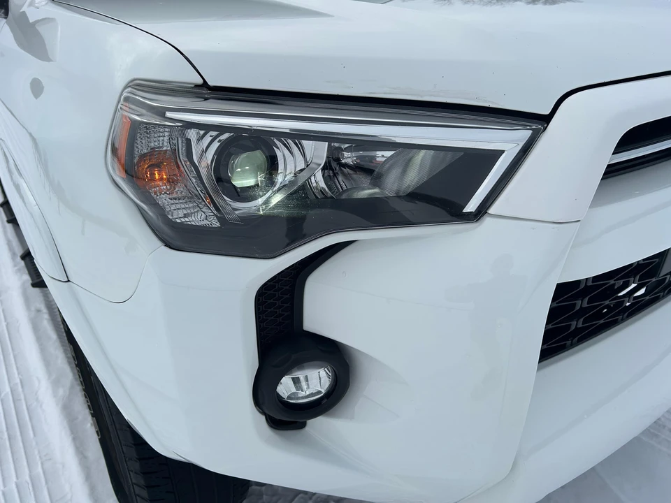 2022 Toyota 4Runner 5th Gen - Image 12 of 31