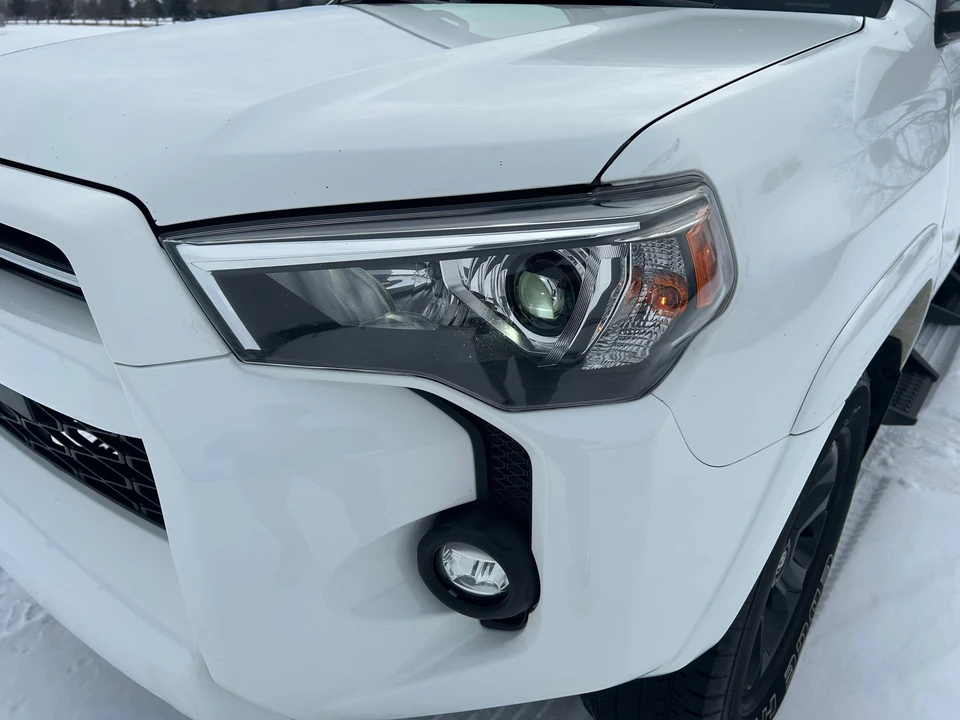 2022 Toyota 4Runner 5th Gen - Image 14 of 31