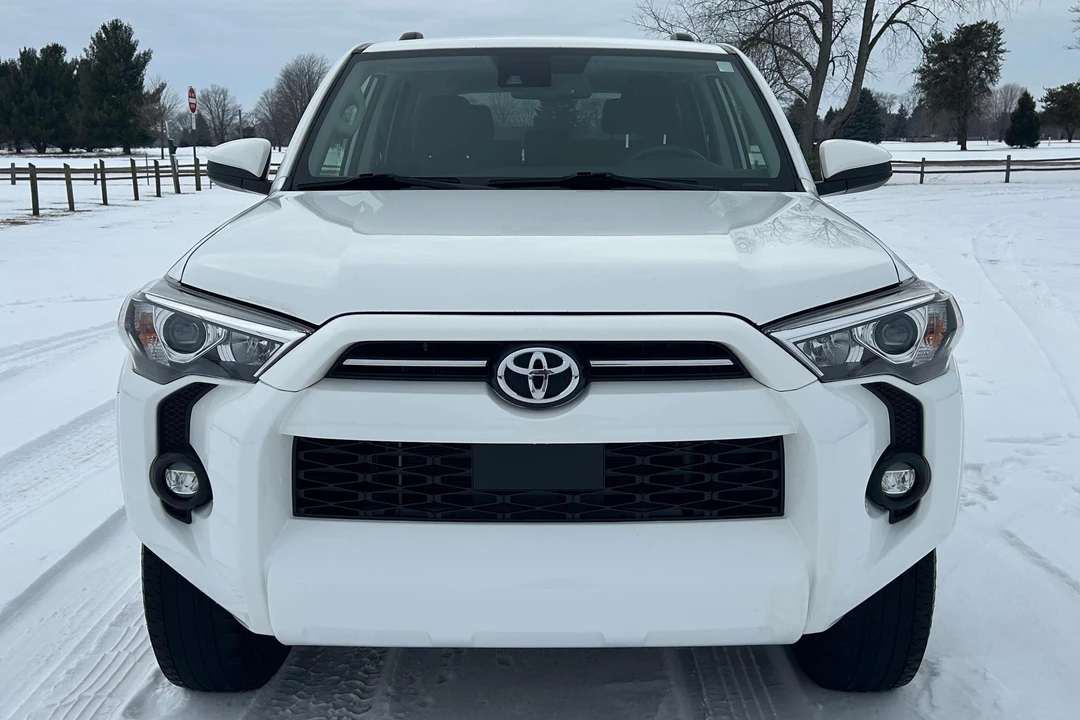2022 Toyota 4Runner 5th Gen - Image 2 of 31