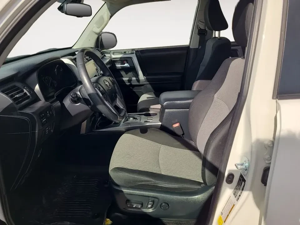 2022 Toyota 4Runner 5th Gen - Image 9 of 20