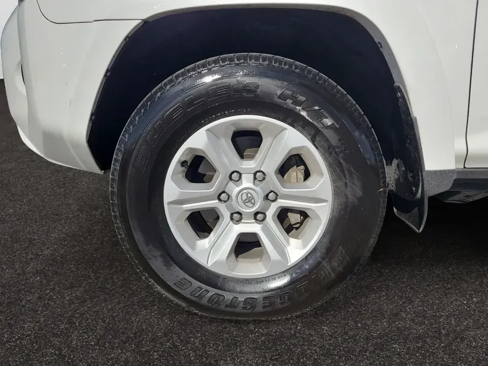 2022 Toyota 4Runner 5th Gen - Image 14 of 20