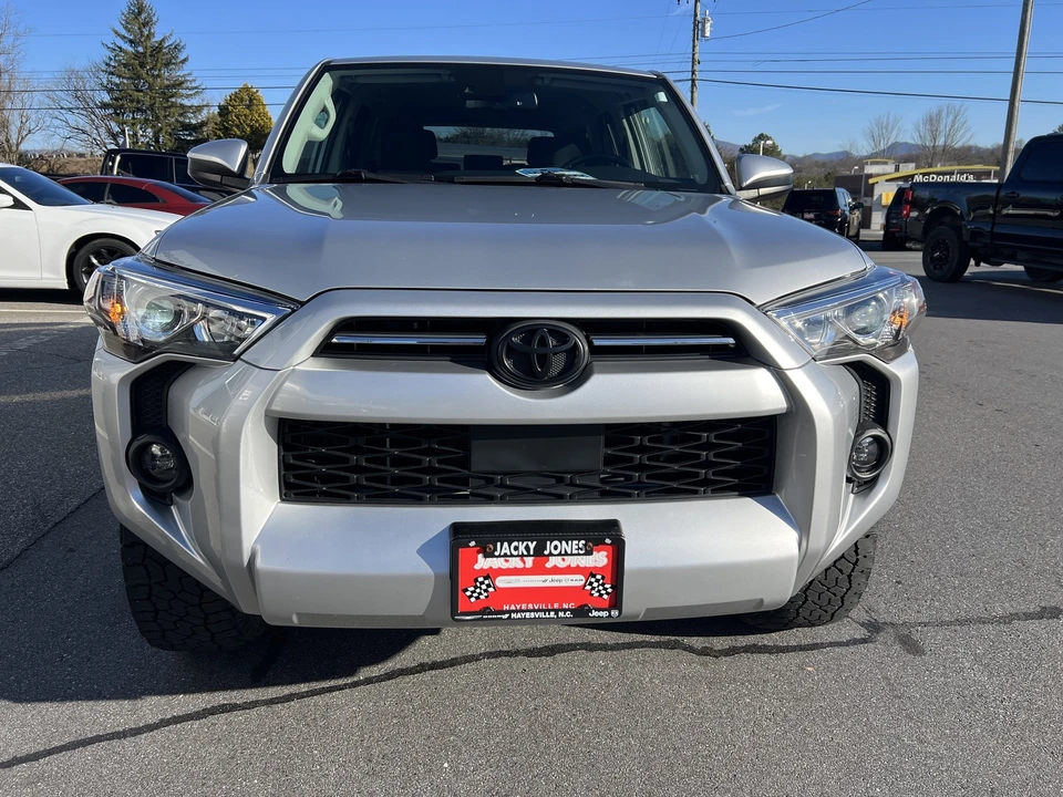 2022 Toyota 4Runner 5th Gen - Image 5 of 12