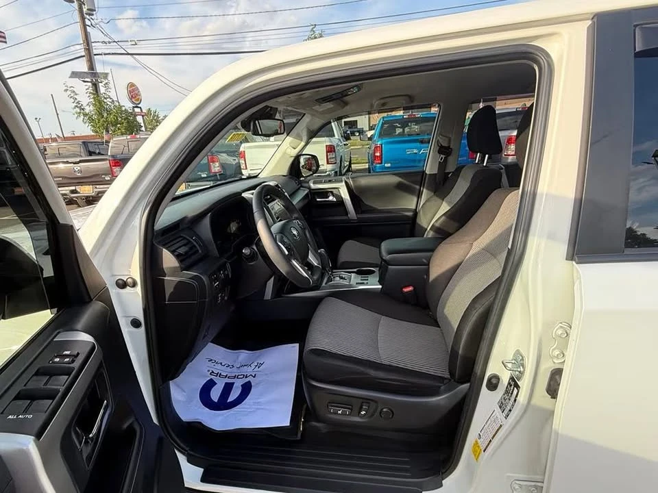 2022 Toyota 4Runner 5th Gen - Image 15 of 20