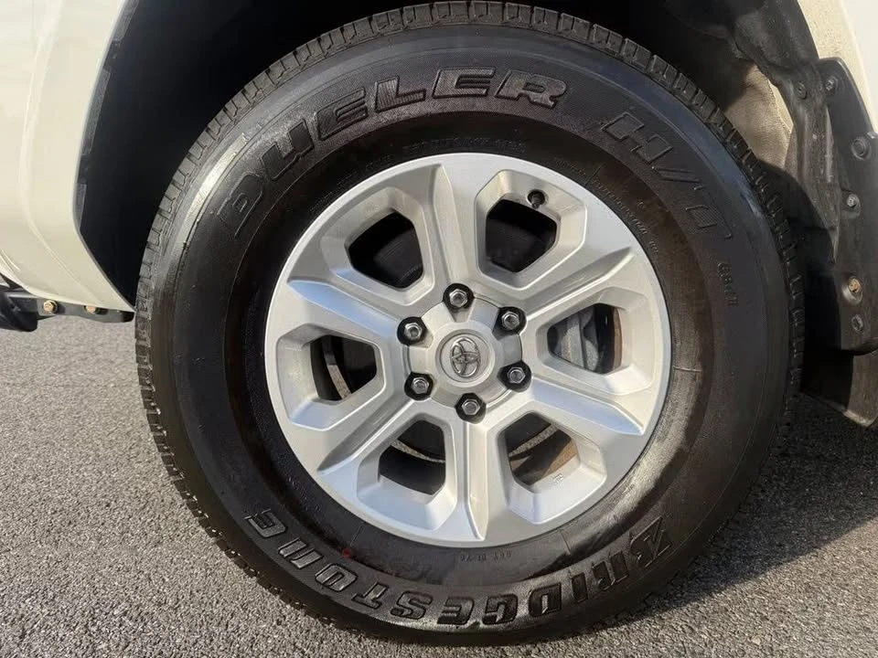 2022 Toyota 4Runner 5th Gen - Image 13 of 20