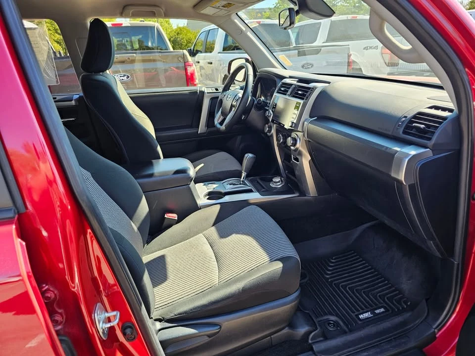 2022 Toyota 4Runner 5th Gen - Image 9 of 17
