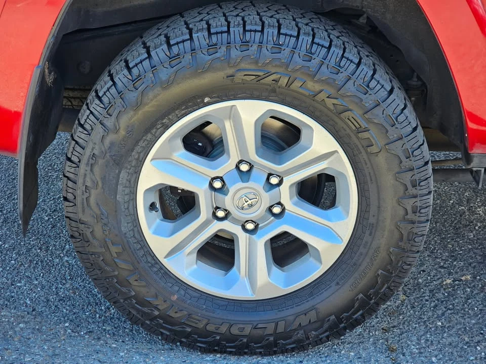 2022 Toyota 4Runner 5th Gen - Image 8 of 17