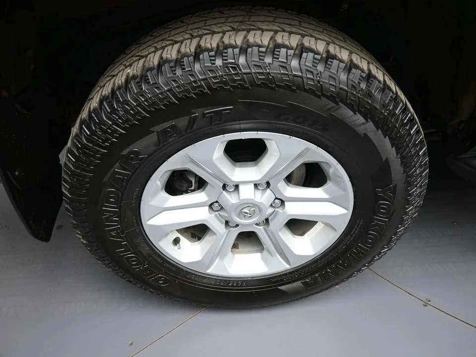 2022 Toyota 4Runner 5th Gen - Image 12 of 21