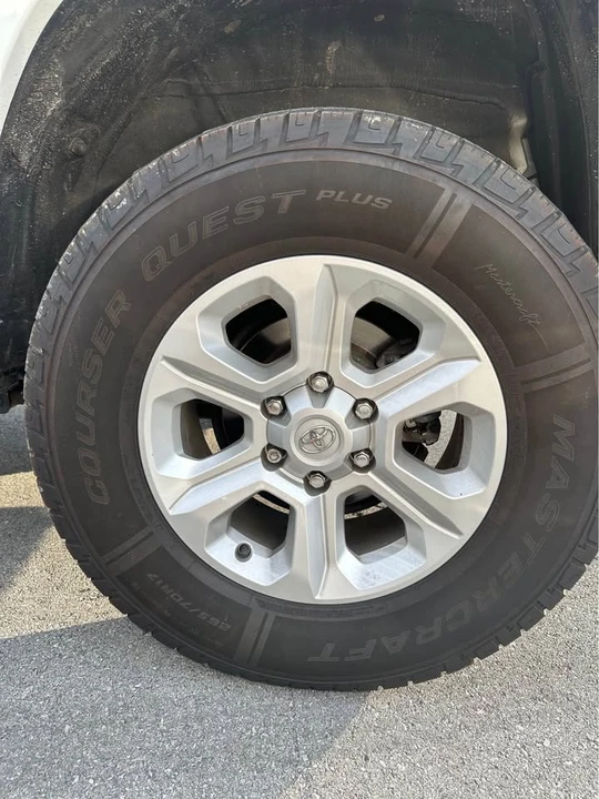 2022 Toyota 4Runner 5th Gen - Image 7 of 12