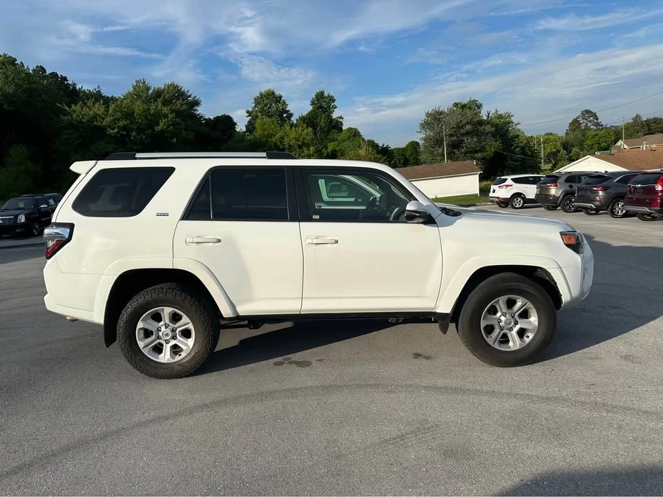 2022 Toyota 4Runner 5th Gen - Image 2 of 12