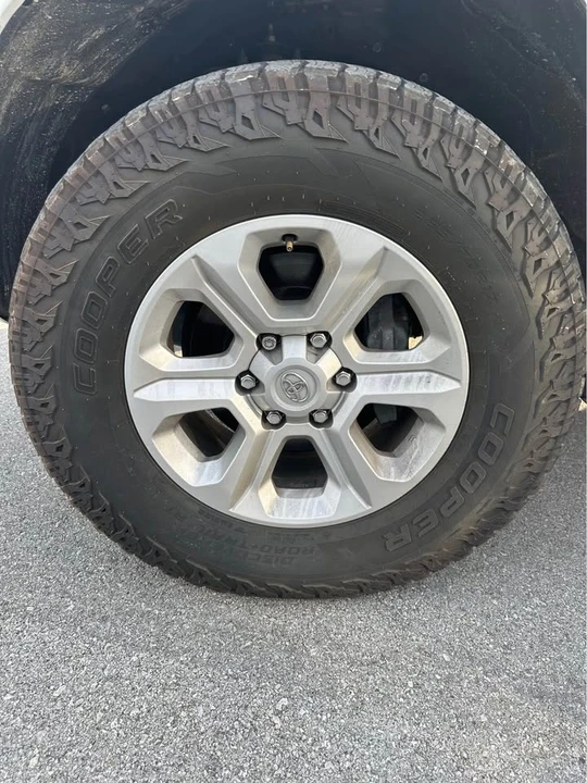 2022 Toyota 4Runner 5th Gen - Image 8 of 12
