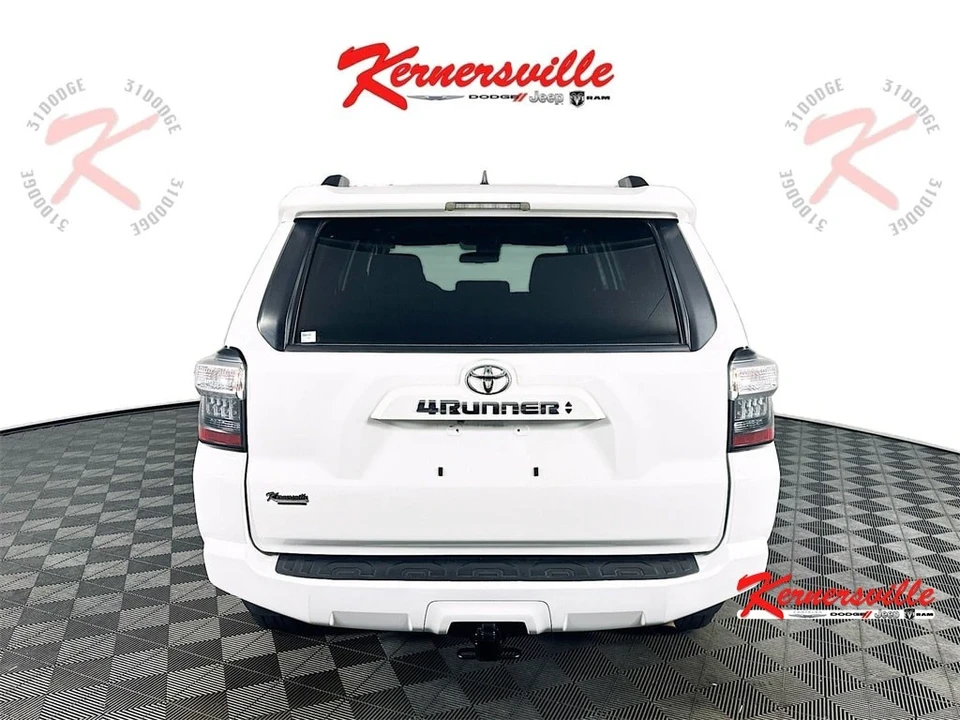 2022 Toyota 4Runner 5th Gen - Image 6 of 21
