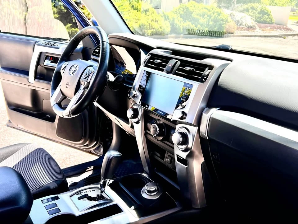 2022 Toyota 4Runner - Image 16 of 20