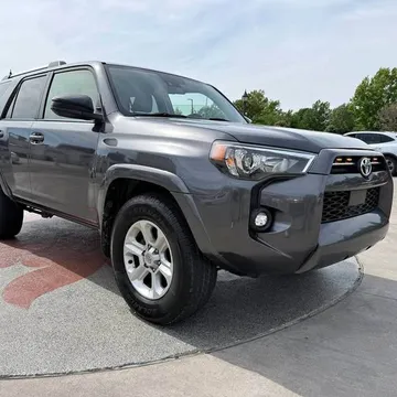 2022 Toyota 4Runner SR5
