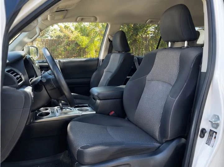 2022 Toyota 4Runner 5th Gen - Image 7 of 10