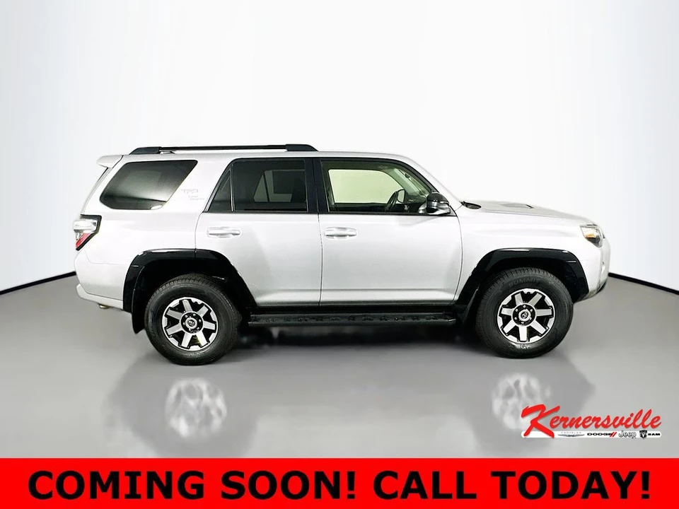 2022 Toyota 4Runner 5th Gen - Image 8 of 21