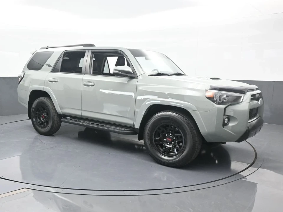 2022 Toyota 4Runner 5th Gen - Image 8 of 12