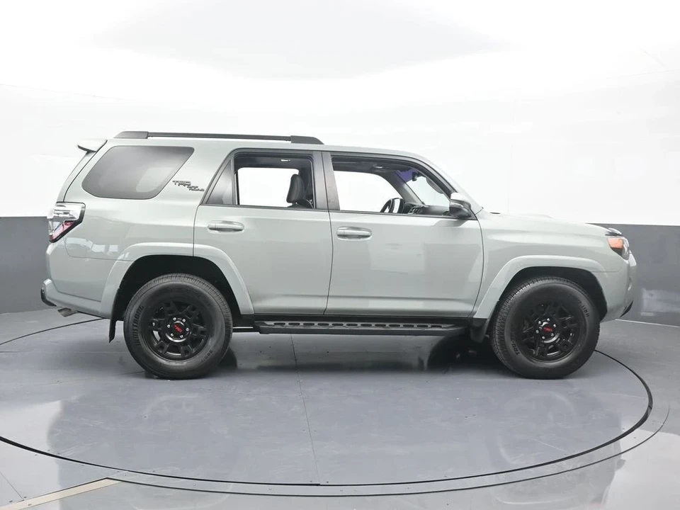 2022 Toyota 4Runner 5th Gen - Image 7 of 12