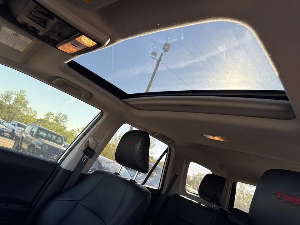 2022 Toyota 4Runner 5th Gen - Image 6 of 8