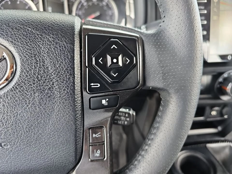 2022 Toyota 4Runner 5th Gen - Image 11 of 19