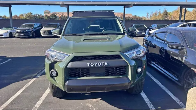 2022 Toyota 4Runner TRD Off-Road Premium Sport Utility 4D