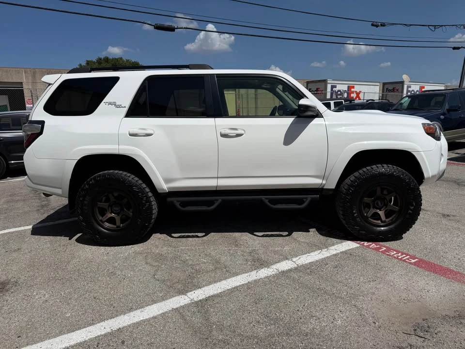 2022 Toyota 4Runner 5th Gen - Image 5 of 9