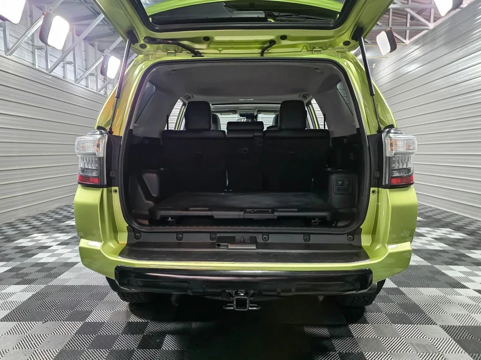 2022 Toyota 4Runner 5th Gen - Image 10 of 12