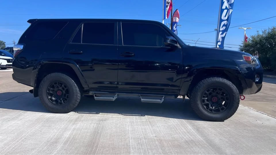 2022 Toyota 4Runner 5th Gen - Image 4 of 13
