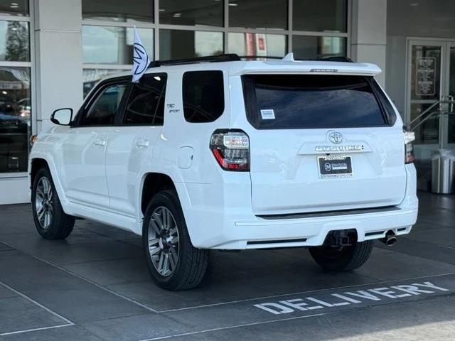 2022 Toyota 4Runner 5th Gen - Image 9 of 12