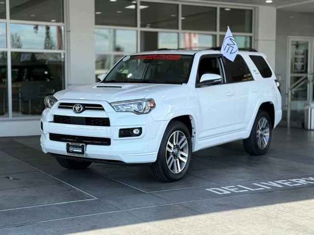 2022 Toyota 4Runner 5th Gen - Image 2 of 12