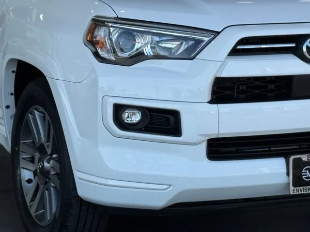 2022 Toyota 4Runner 5th Gen - Image 8 of 12
