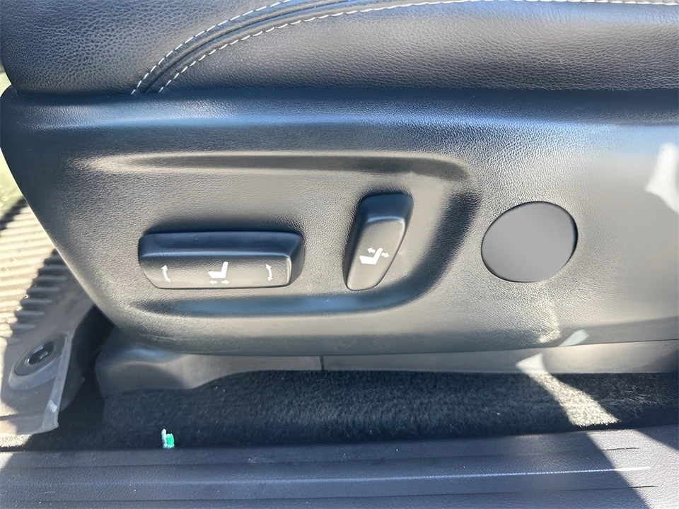 2022 Toyota 4Runner 5th Gen - Image 10 of 12