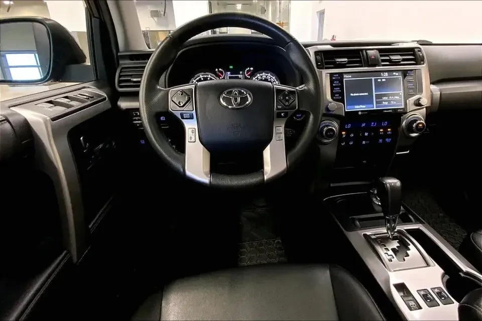 2022 Toyota 4Runner 5th Gen - Image 12 of 19