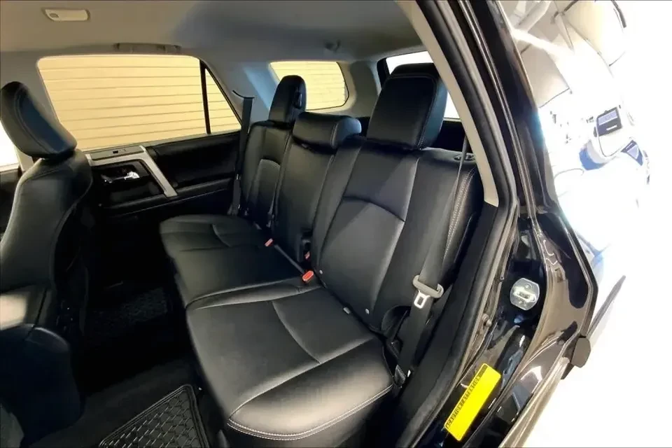 2022 Toyota 4Runner 5th Gen - Image 18 of 19