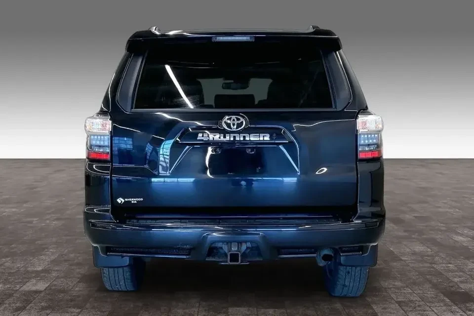 2022 Toyota 4Runner 5th Gen - Image 5 of 19