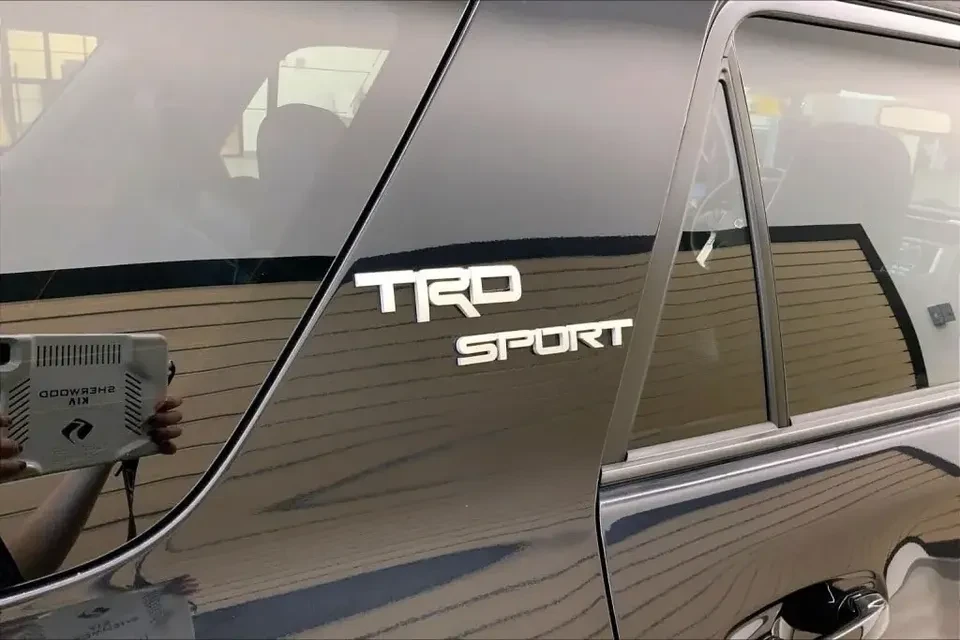 2022 Toyota 4Runner 5th Gen - Image 8 of 19