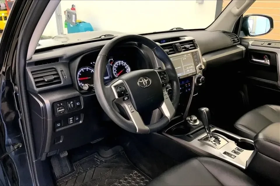2022 Toyota 4Runner 5th Gen - Image 10 of 19