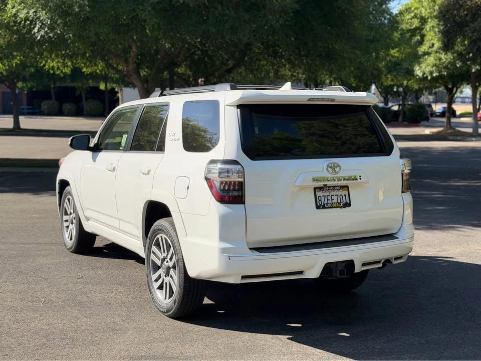 2022 Toyota 4Runner 5th Gen - Image 9 of 16