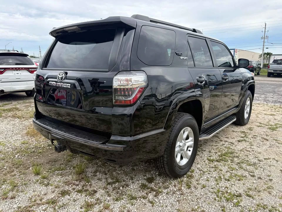 2022 Toyota 4Runner 5th Gen - Image 4 of 11