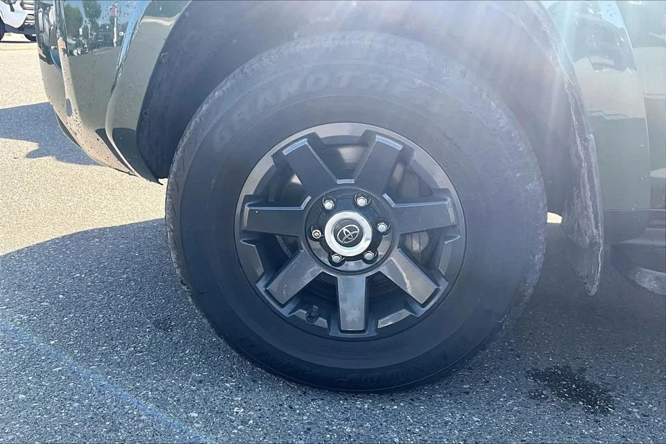 2022 Toyota 4Runner 5th Gen - Image 3 of 7