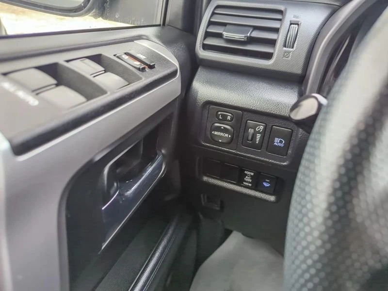 2022 Toyota 4Runner 5th Gen - Image 13 of 19