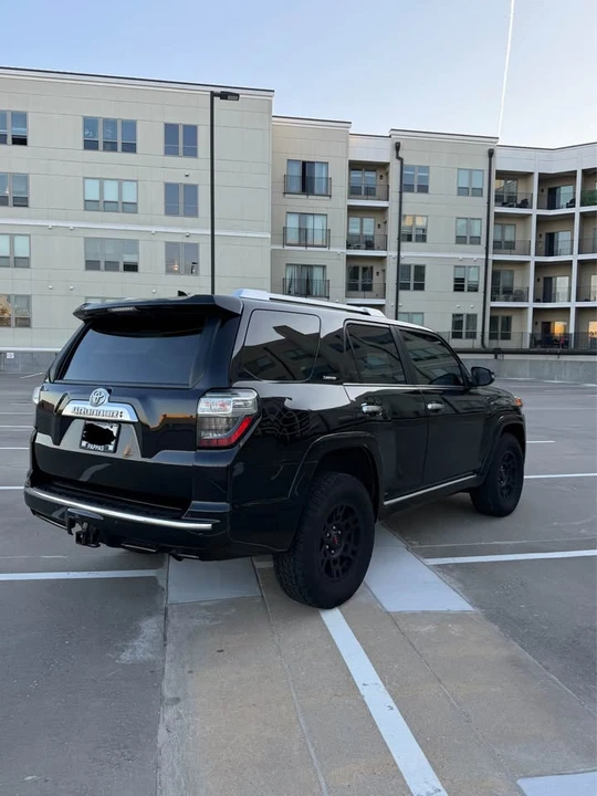 2022 Toyota 4Runner 5th Gen - Image 4 of 17