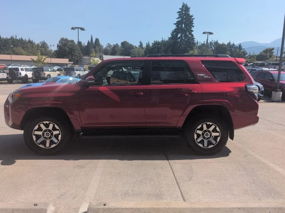 2022 Toyota 4Runner 5th Gen - Image 4 of 13