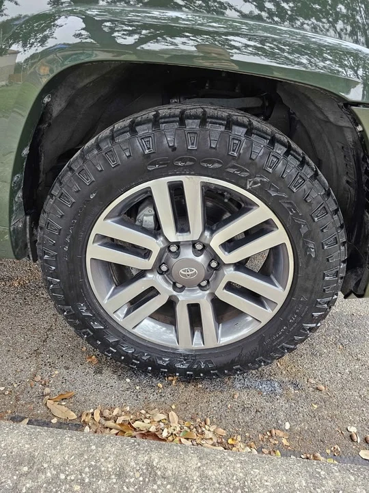 2022 Toyota 4Runner 5th Gen - Image 9 of 17