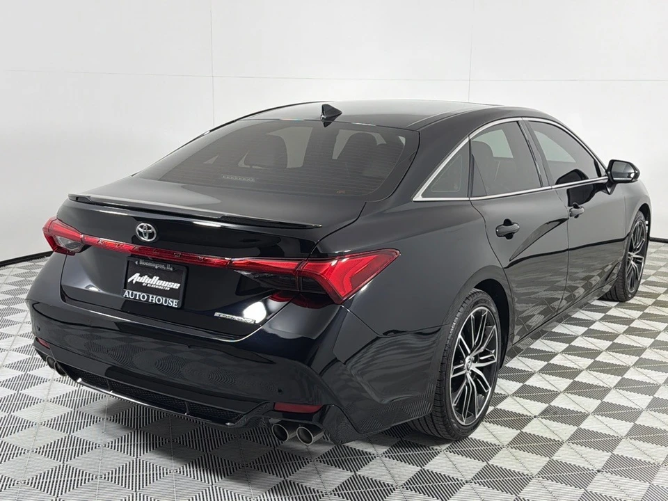 2022 Toyota Avalon 5th Gen - Image 5 of 12