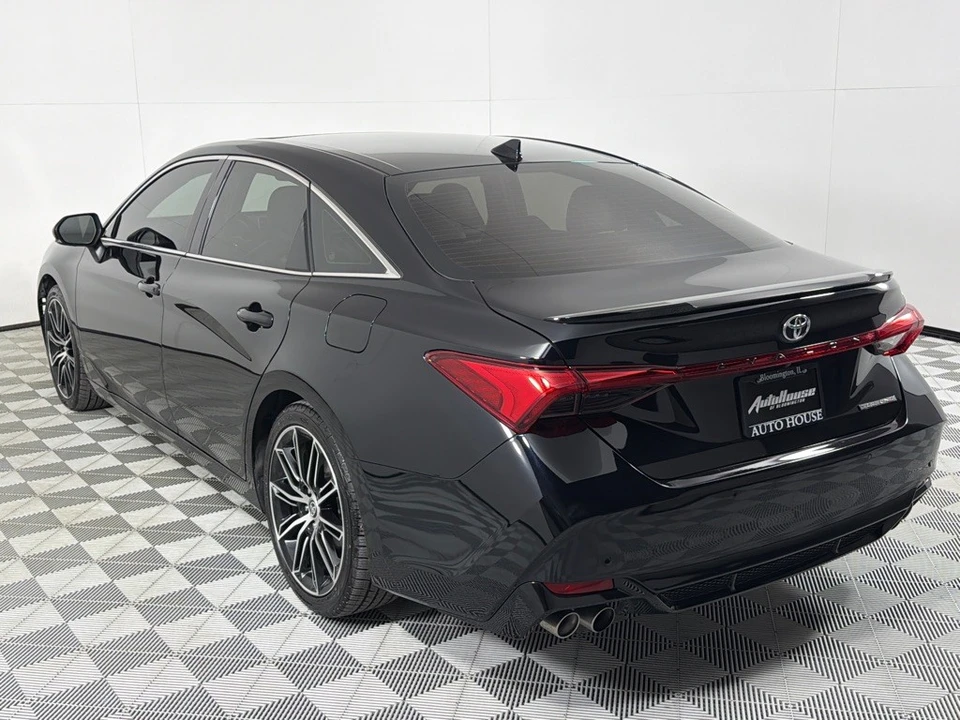 2022 Toyota Avalon 5th Gen - Image 7 of 12